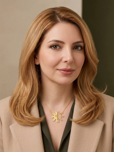 گردنبند طرح خورشید چهره دار