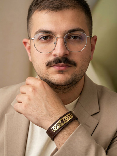 دستبند چرم مردانه طرح مشبک